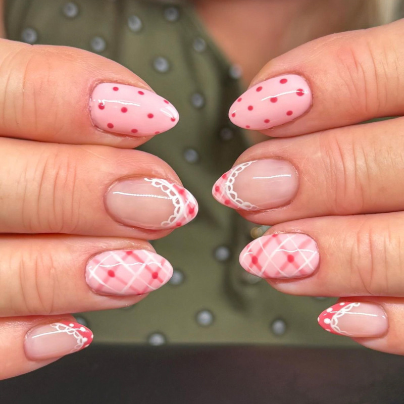 24 Uñas Postizas Almendradas c - Nail Art Cat Eye Simple reseña y precio